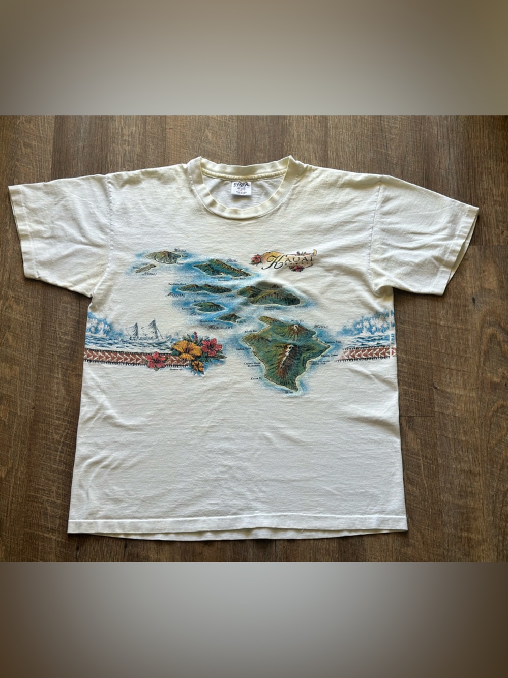 Kauai Hawaii Graphic Short-Sleeve Tee